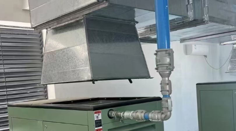 福斯特空壓機(jī)供氣管道安裝